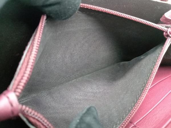 Gucci long wallet good condition