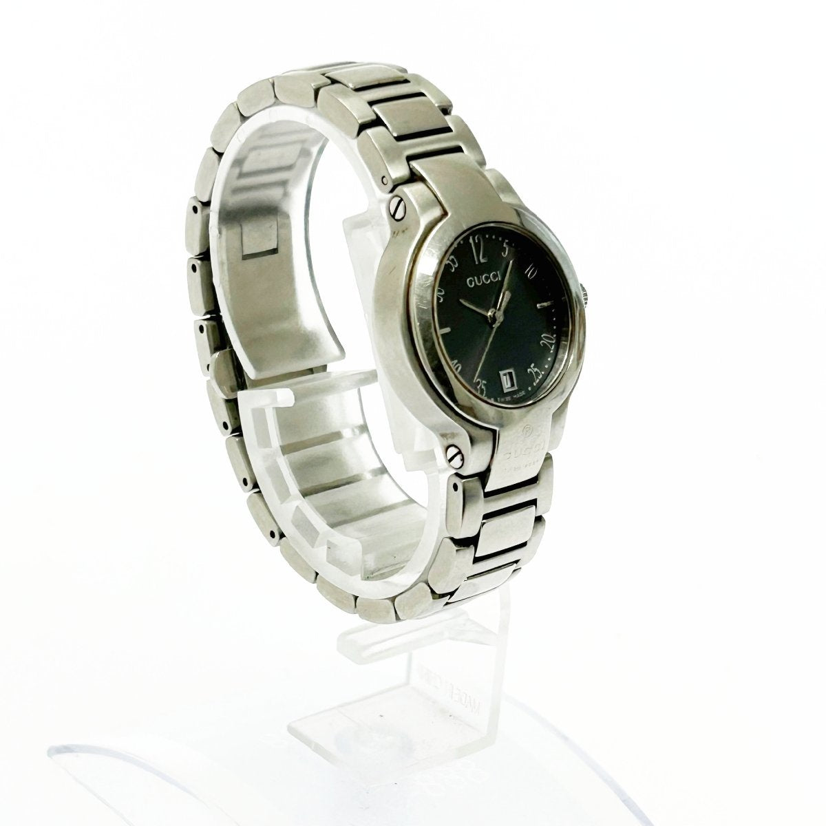 GUCCI 8900L Round Face SS Gray Dial Quartz women Watch - 251023