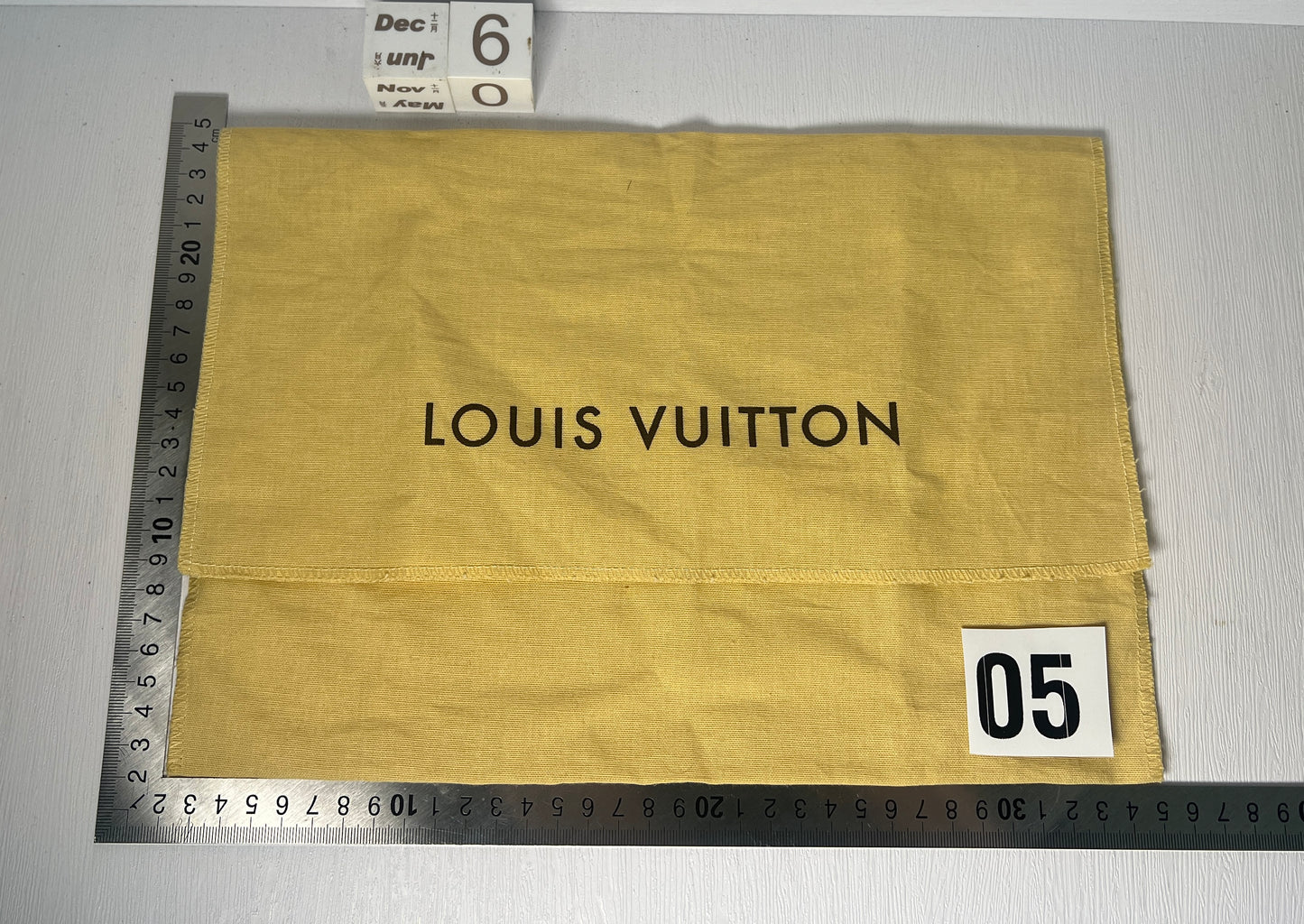 Louis Vuitton LV dust bag jewelly wallet bag - 3DEC