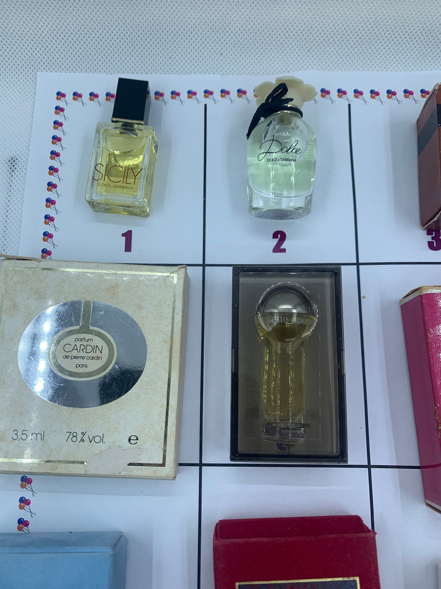 D & G 淡藍色微型 Caron Dunhill Dolle 皮爾卡丹淡香水 5ml