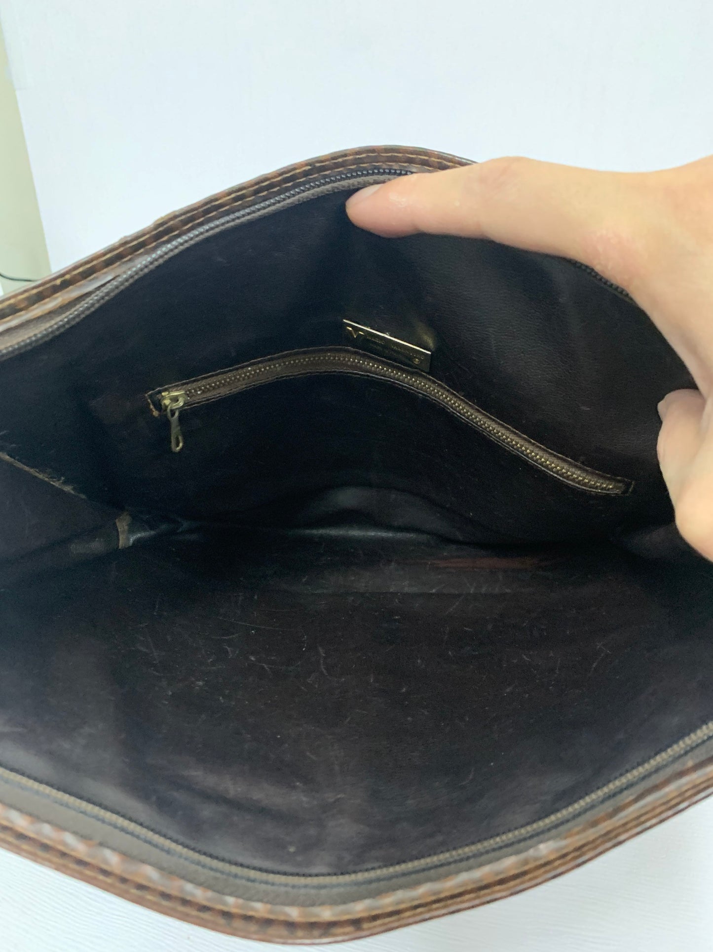 V Mario Valentino made in Italy handbag 29cmx23cm (BbW 10 25Apr 2022)