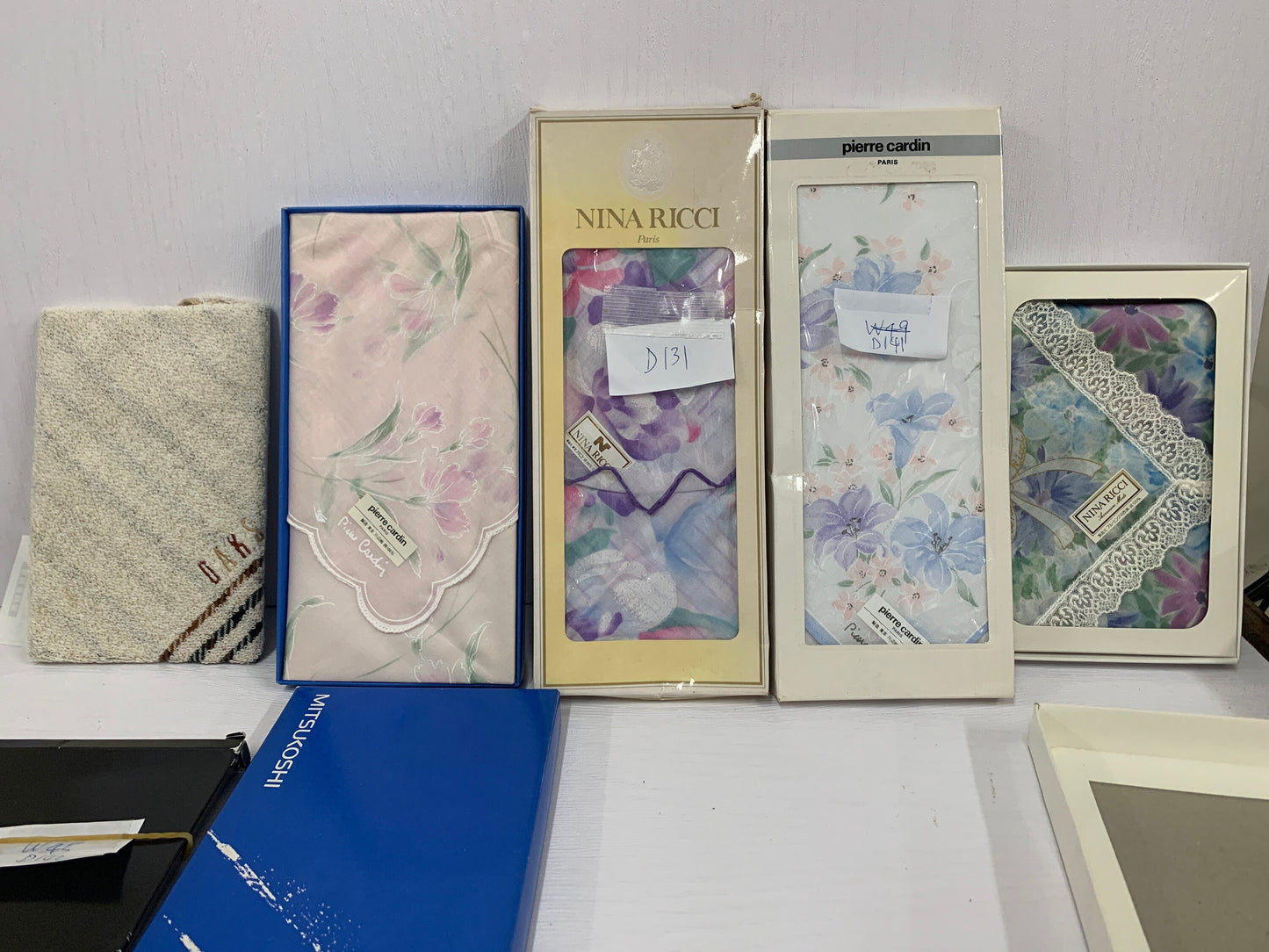 Nina Ricci 圍巾手帕皮爾卡丹達克斯毛巾套裝共 5 件 - D100