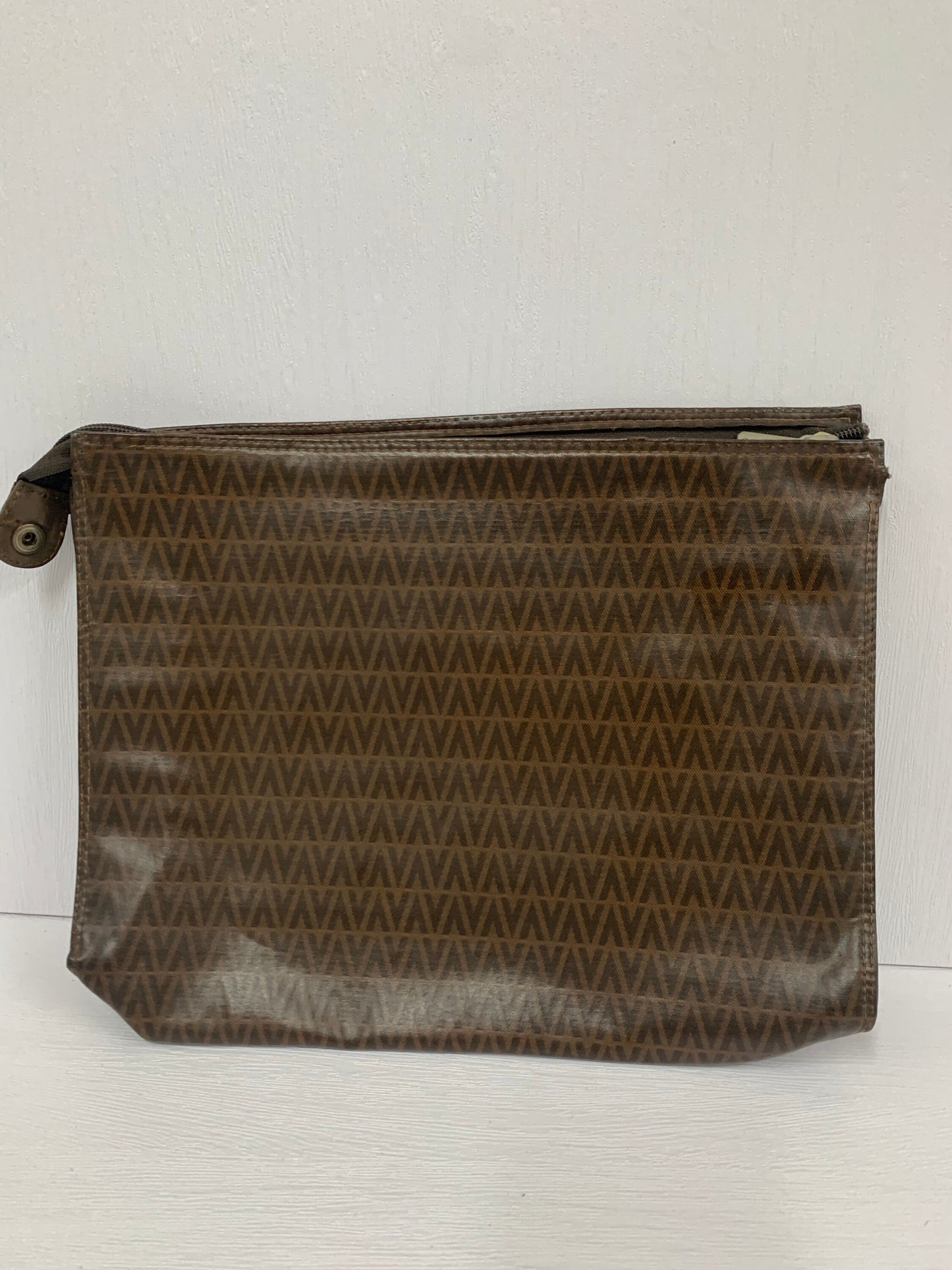 V Mario Valentino made in Italy handbag 29cmx23cm (BbW 10 25Apr 2022)