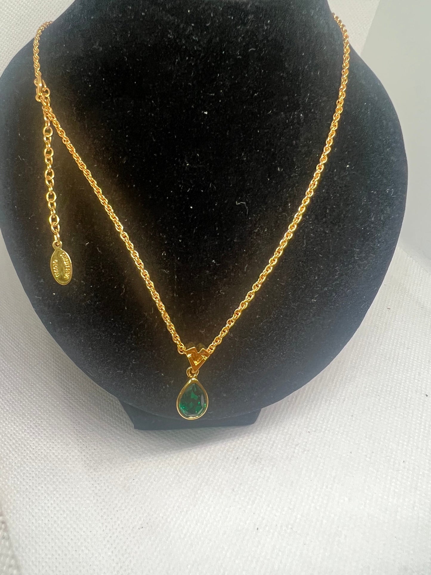 Mario Valentino Necklace green gold 19cm x 38cm (BB 22)