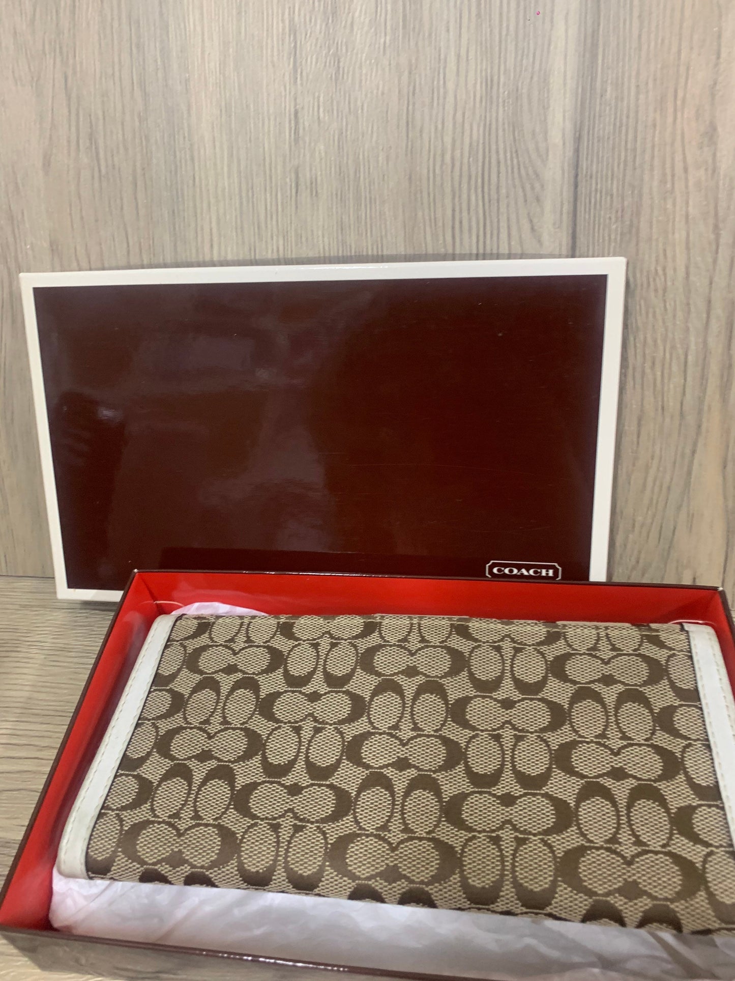 Coach Long wallet 19w x11h x 19.5cm (BB19 03 Jun 22)
