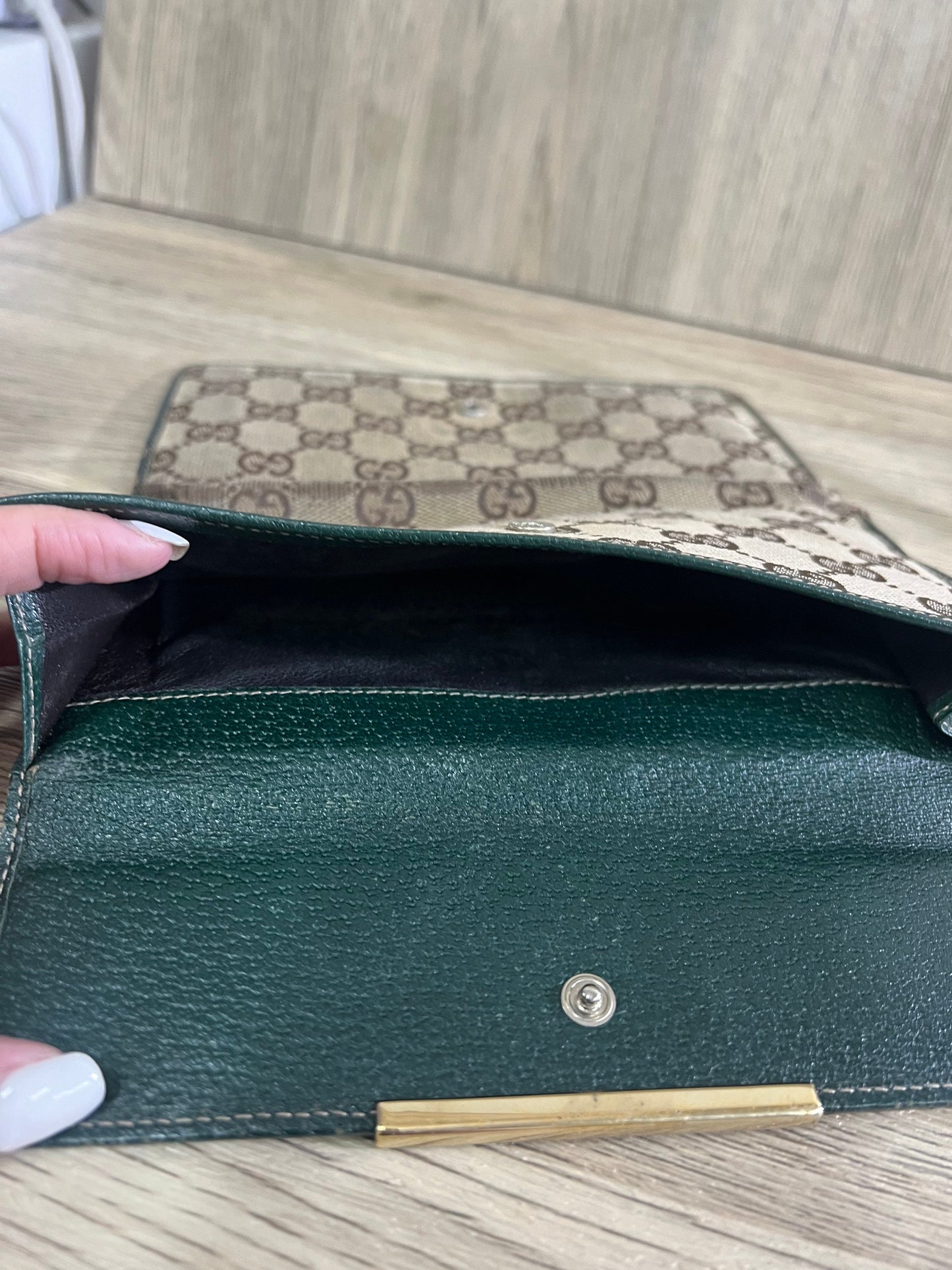 Gucci vintage wallet 18w x 10h cm (3 Jun 22 BBW25)