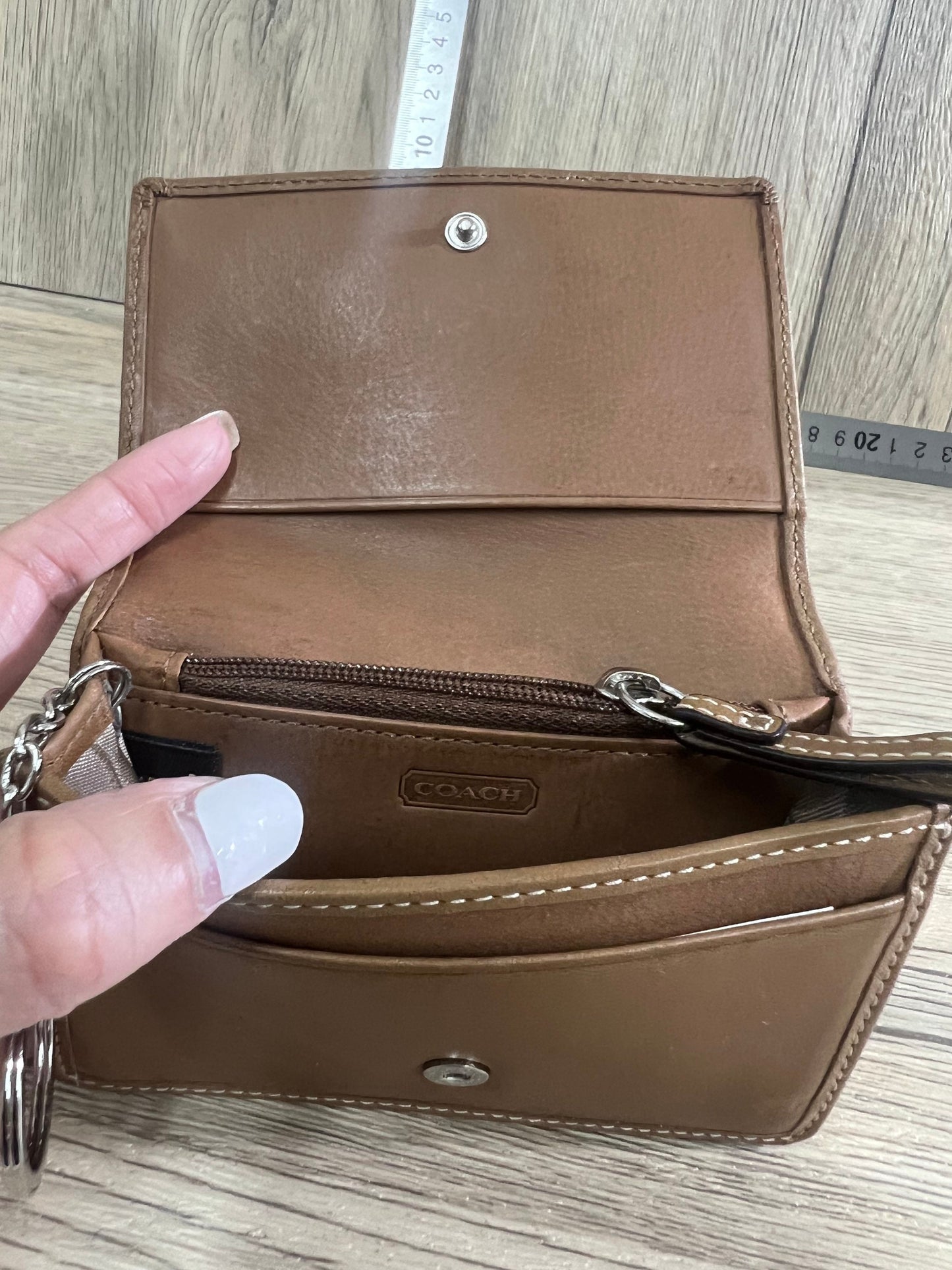 Coach vintage wallet 12w x 17h (3 Jun 22 Bbw23)17