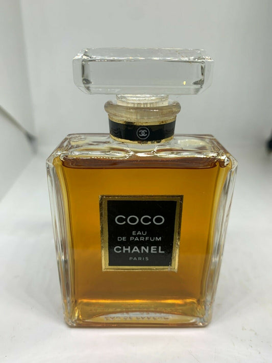 The Ultimate Guide to Vintage Chanel Perfume: Discontinued Gems & Collector's Guide