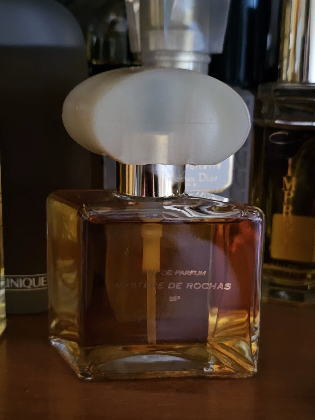 The Ultimate Guide to Vintage Rochas Perfume: Discontinued Gems & Collector's Guide