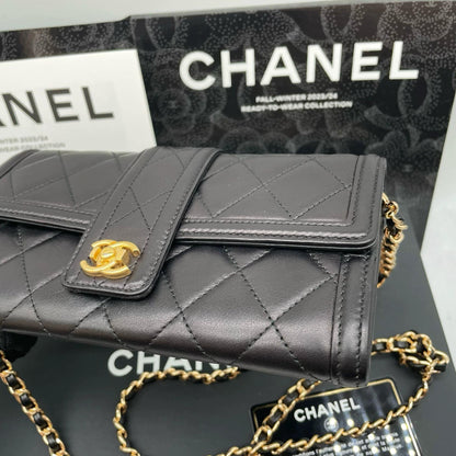 220824-8 CHANEL Chanel CF Black Gold Book Block Flinks Wallet