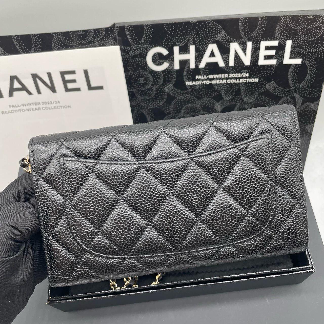 220824-11 CHANEL Chanel CF Black Golden Caviar Sauce Thirt -Found Wallet