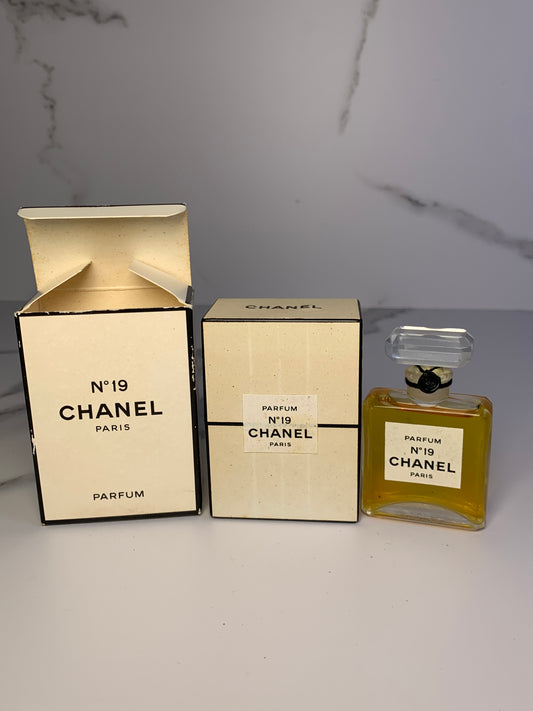 Sealed Chanel No.19 14ml 1/2 oz  Parfum Perfume  - 230425