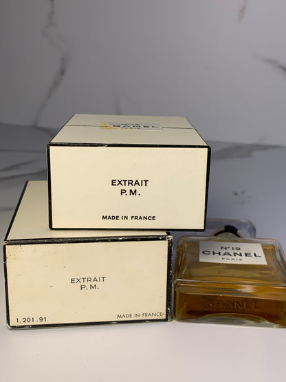 Chanel No. 19  28ml 1 oz Parfum Perfume  - 230425