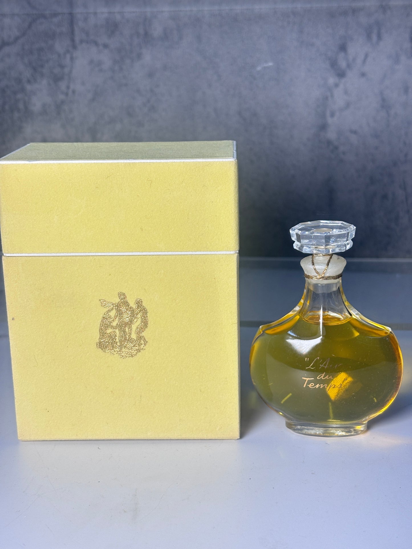 Nina Ricci - Parfum Perfume 30ml   - INSTOCK 210126