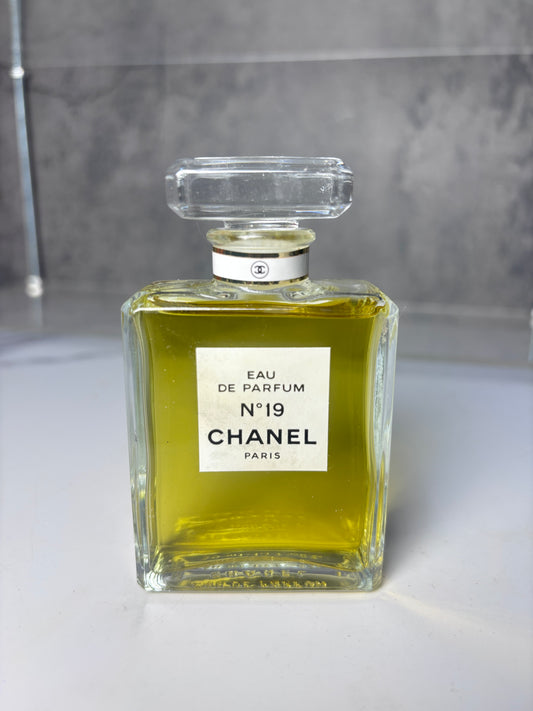 Chanel - Women Chanel No. 19 Eau de Parfum EDP 50ml   - INSTOCK 270126