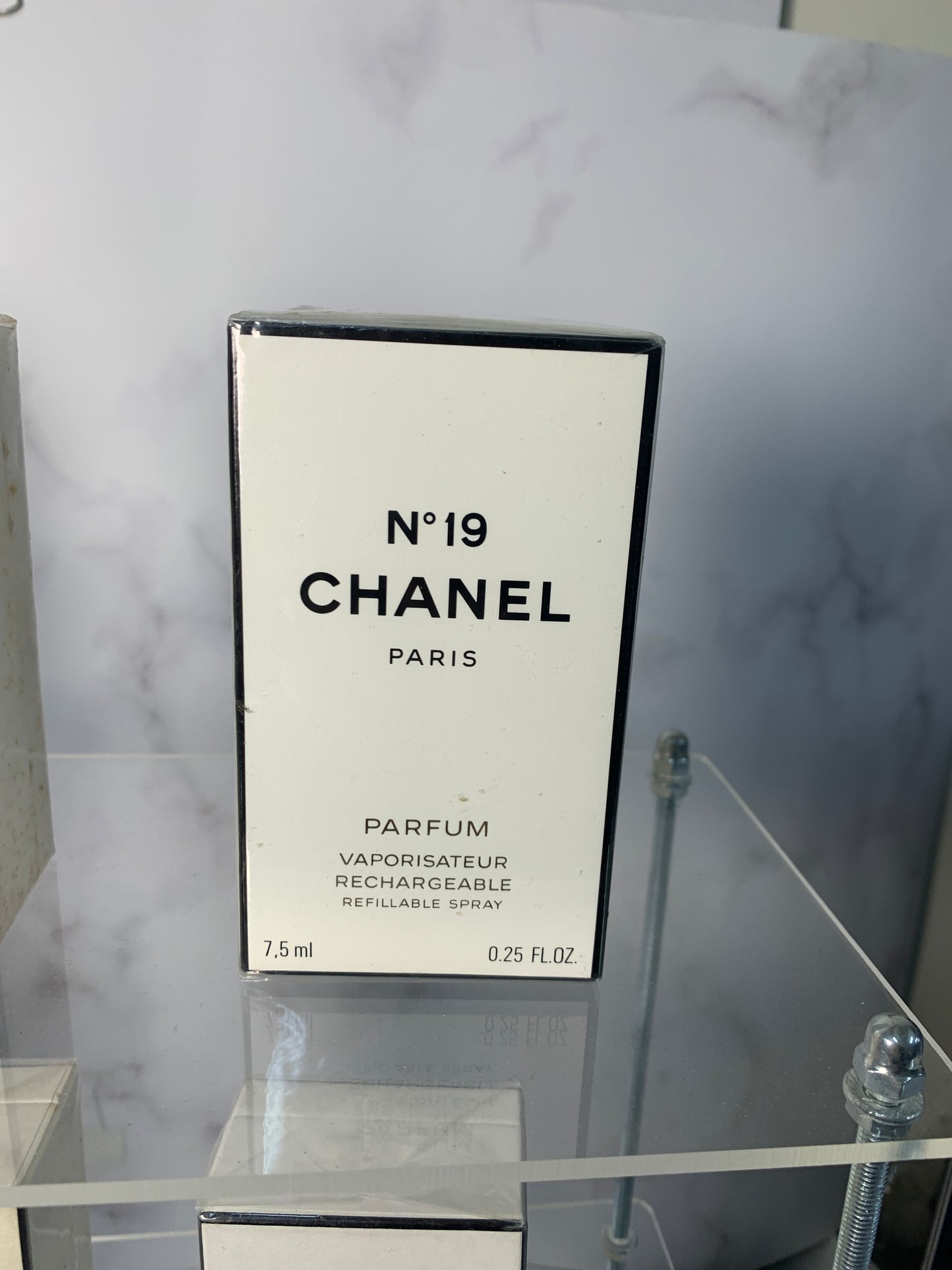 Sealed Chanel No. 19 parfum perfume 7.5 ml 1/4 oz - 060224