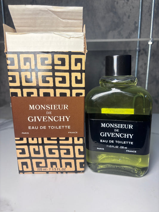 Givenchy - Men Monsieur de Givenchy Eau de Toilette Eau de Toilette EDT 220 ml   - INSTOCK 270126