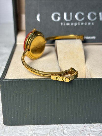 Auth Gucci Change Bezel Gold Women Watch with box Quartz Swiss Vintage