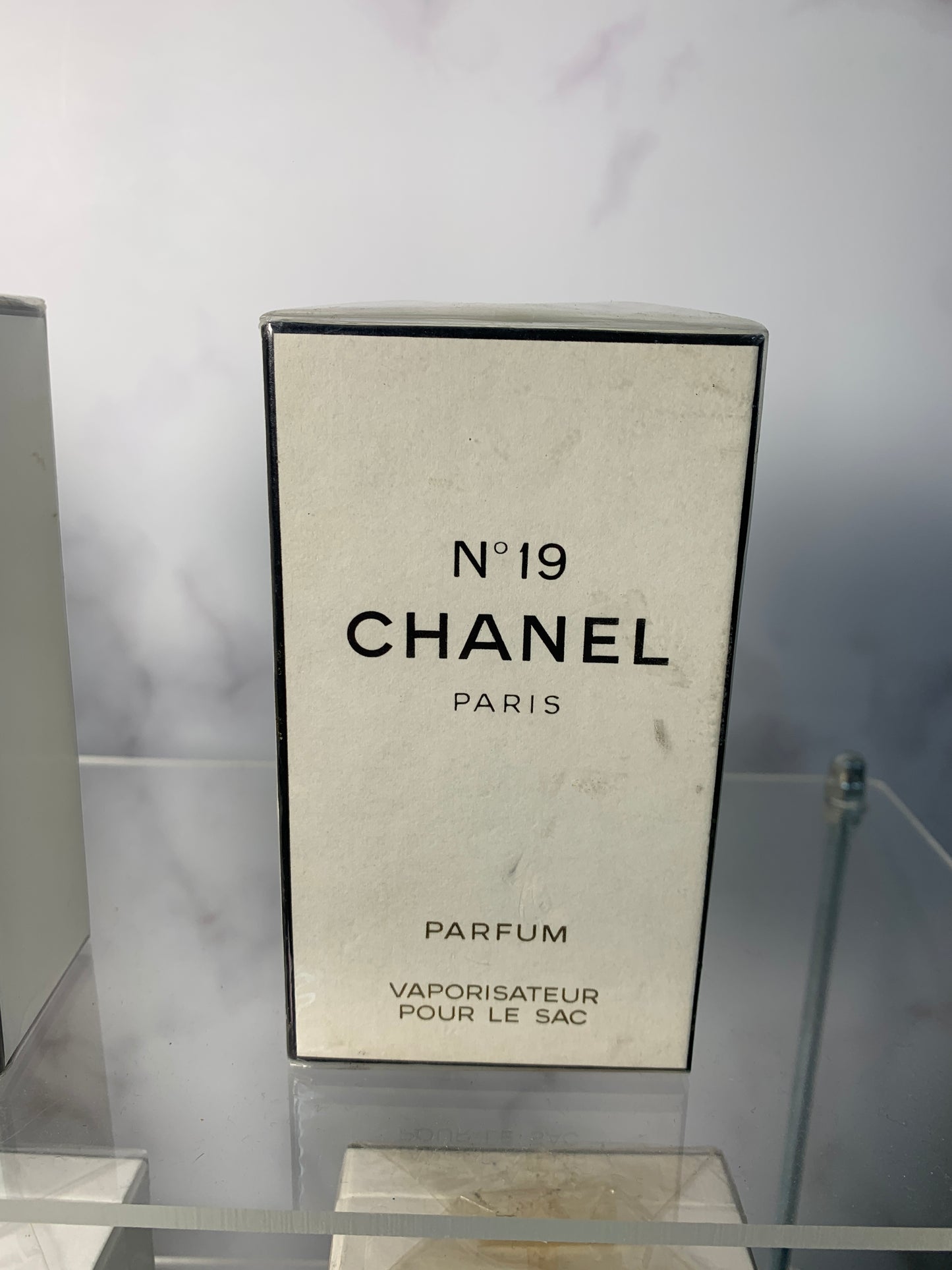 Rare Sealed Chanel no. 19 7.5ml 1/4 oz parfum perfume - 250325 A
