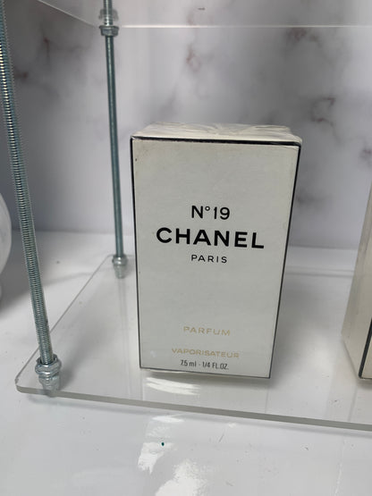 Rare Sealed Chanel no. 19 7.5ml 1/4 oz parfum perfume - 250325 A