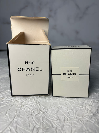 Sealed Chanel No. 19 14ml 1/2 oz Parfum Perfume  - 230824