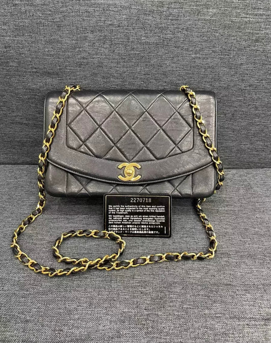 Chanel shoulder bag matelasse Diana chain shoulder lambskin black handbag