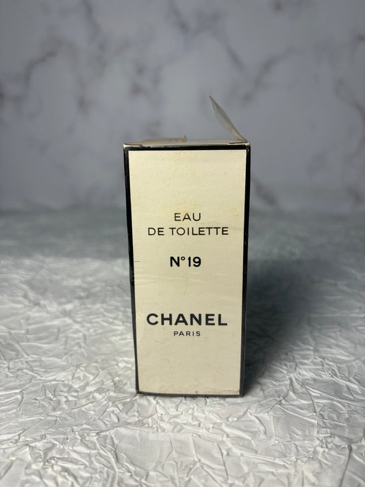 Sealed Chanel No. 19 60ml 2 oz EDT Eau de Toilette    - 040824