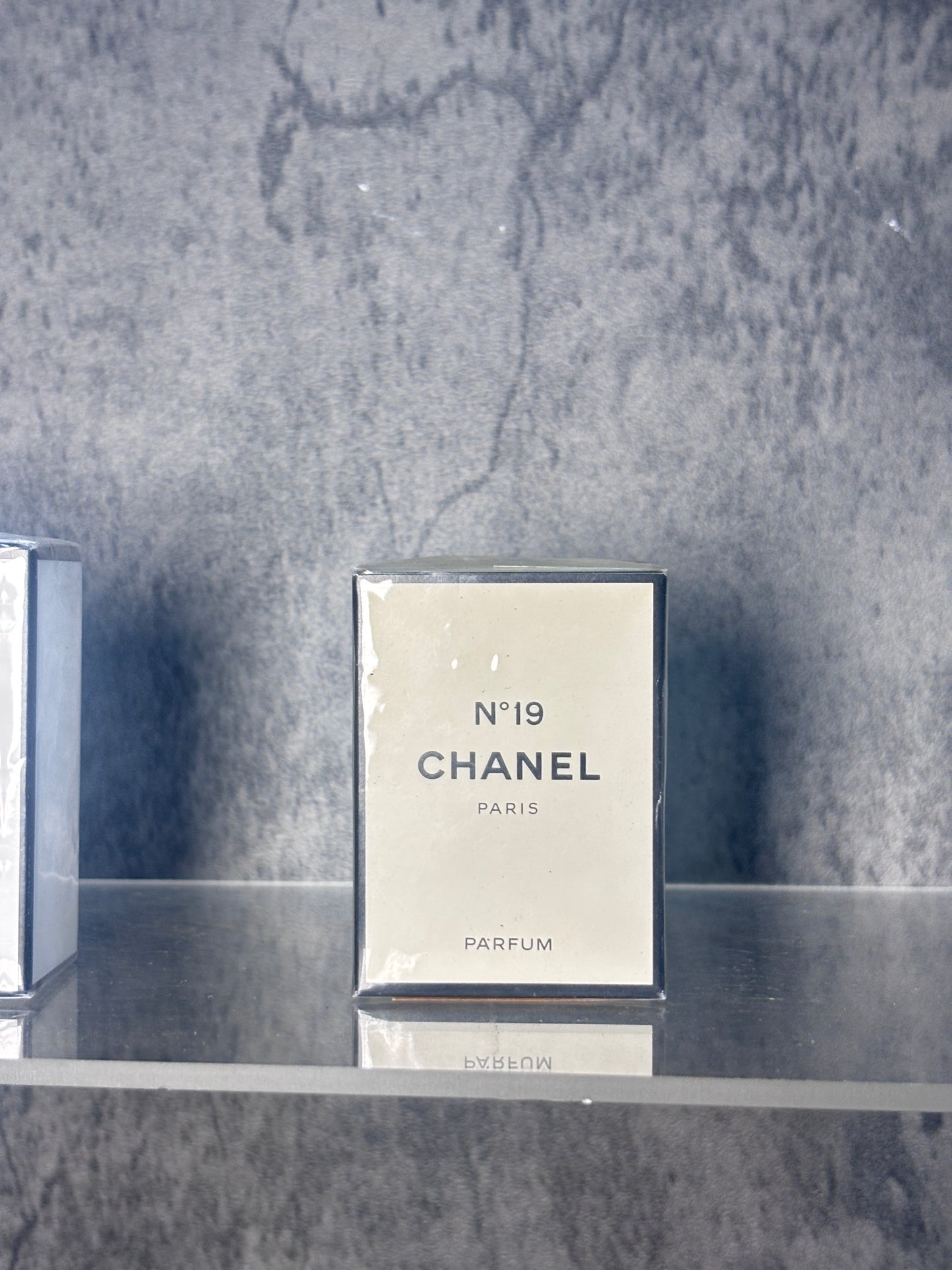 Chanel No. 19 7.5ml 14ml 30ml Parfum 50ml 100ml EDT - TRE 201025