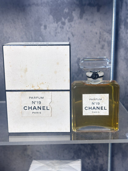 Chanel No. 19 7.5ml 14ml 30ml Parfum 50ml 100ml EDT - TRE 201025
