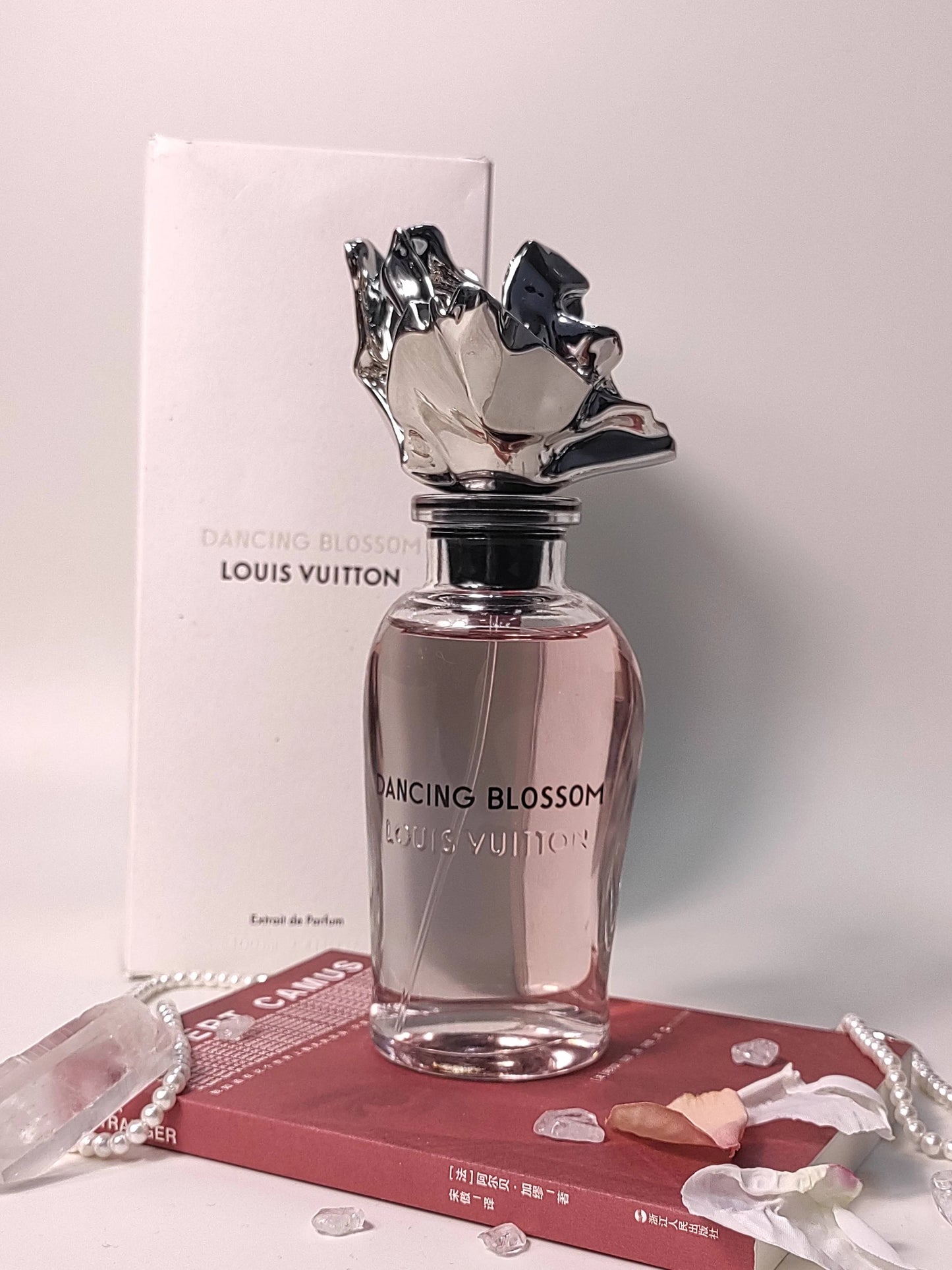 090326-79 - Louis Vuitton Dancing Blossom Extrait de Parfum 75ml
