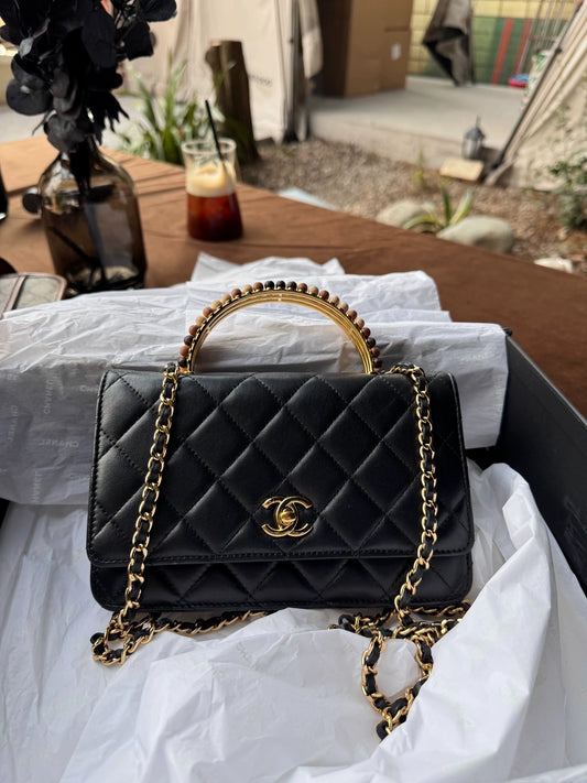 150626-bag-55 Chanel 23a black gold handbag