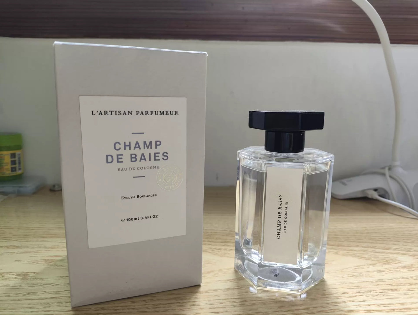 200926-7 L'Artisan Parfumeur Print Atticin Berry Field Parfum 150ml 5.1 oz