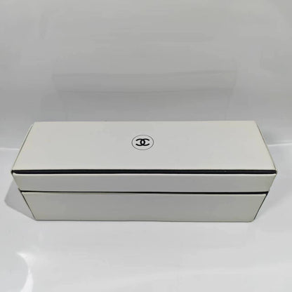 020926-514 Chanel version five bottle Perfume