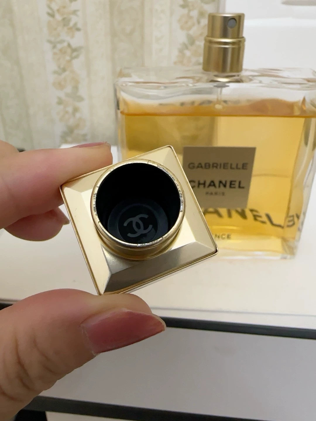 060126-28 Chanel Gabrielle Eau de Parfum EDP 100ml 3.4oz