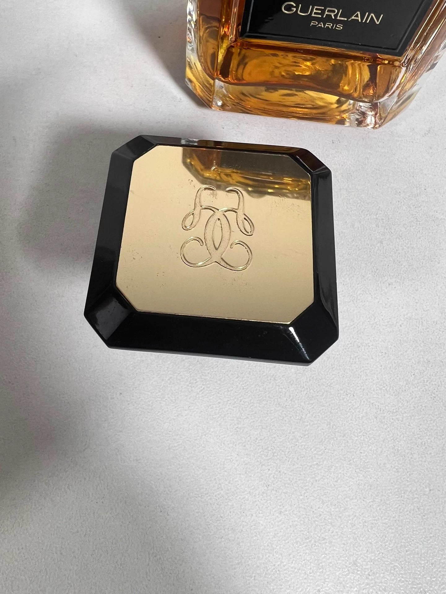 220226-3 Guerlain Art GUIR BELUGA 200ml 6.8 oz