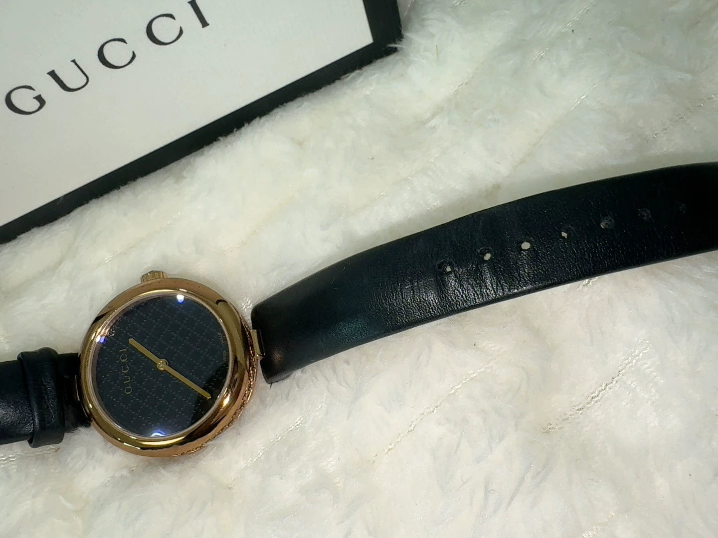 020426-watch-87 Gucci women watch rose