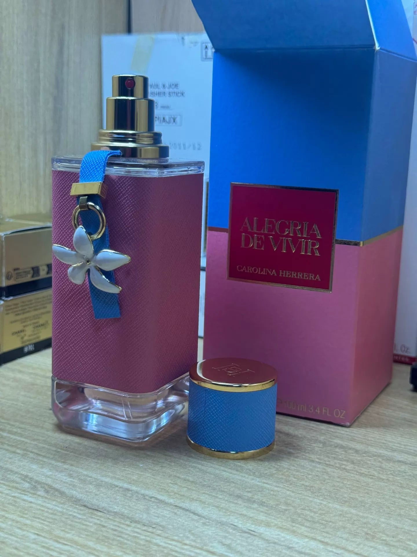 050726-24 Carolina Herrera ALEGRIA VIVIR Perfume 100ml 3.4 oz
