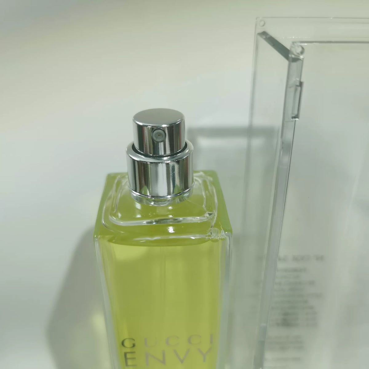 020926-406 Gucci Yellow Jealousy 100ml 3.4 oz