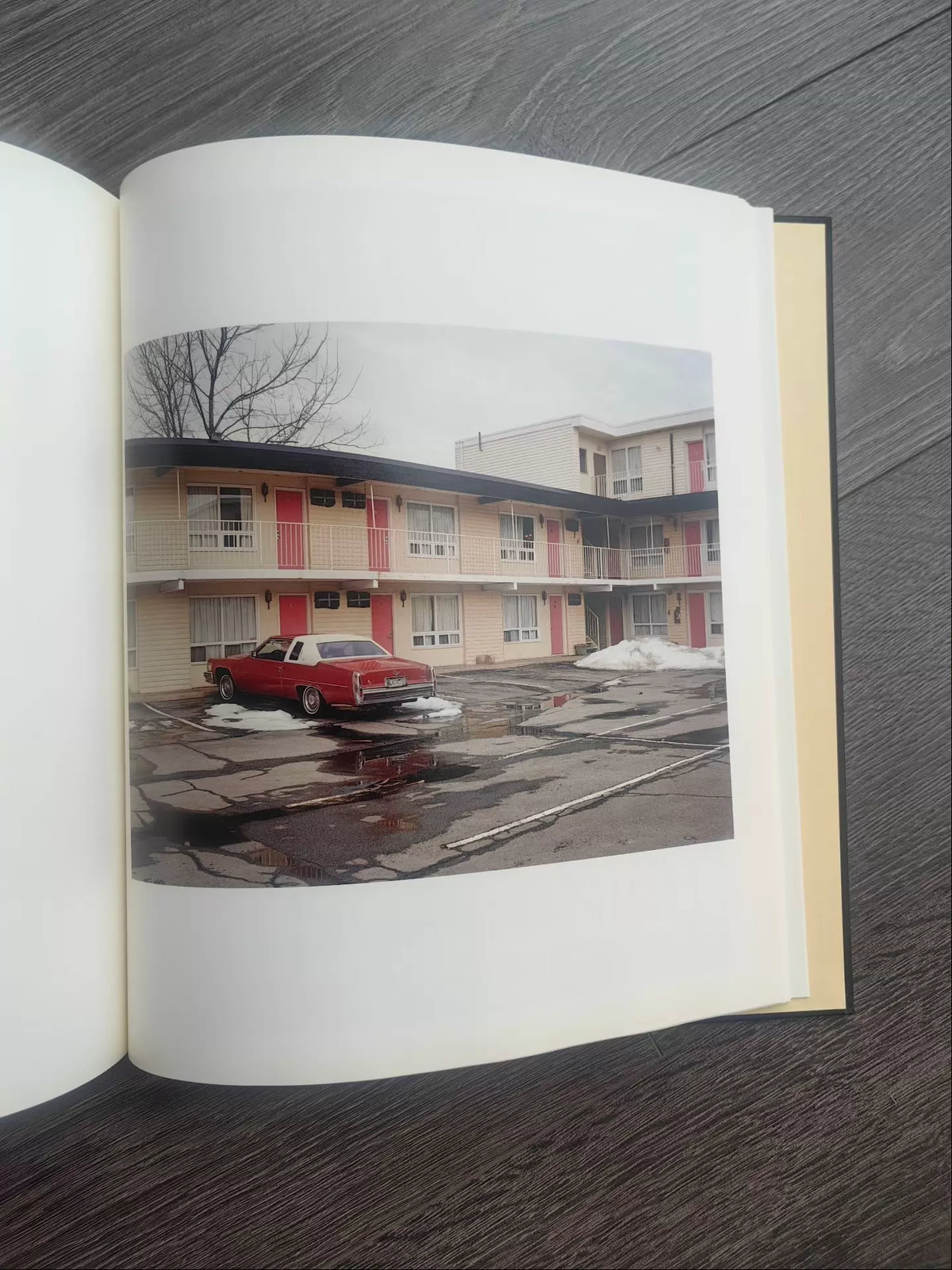 260926-102 Niagara Alec Soth
