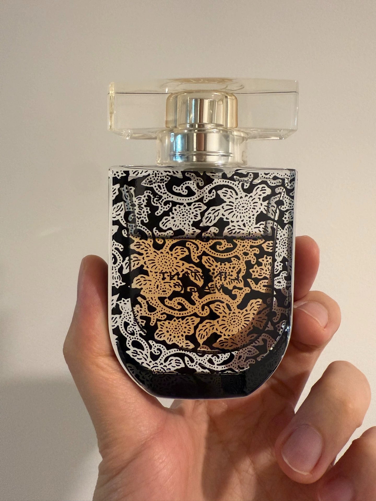 270826-16 Guerlain Magic Moment Lace 50ml 1.7 oz