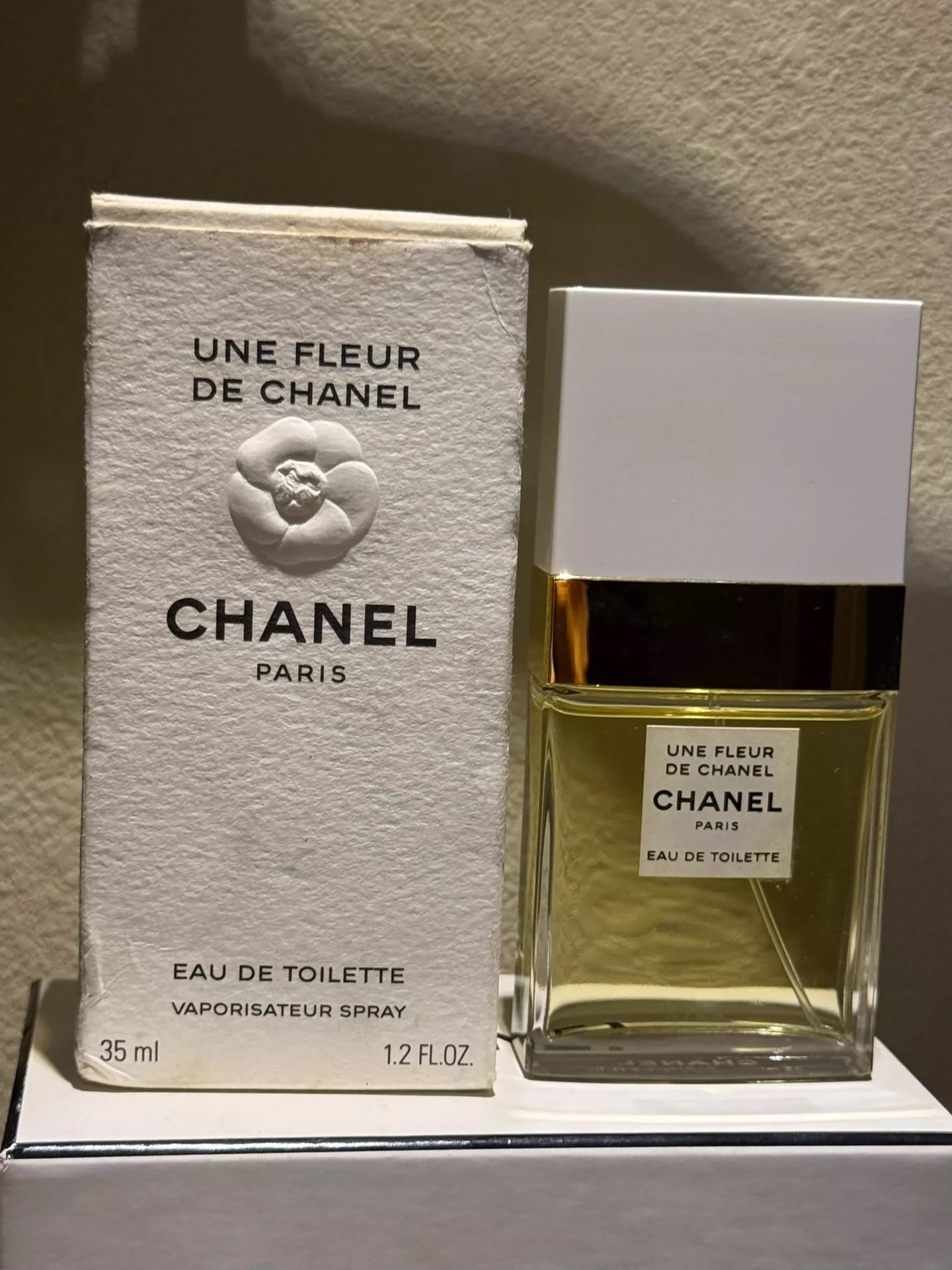 180325-34 Chanel une fleur de edt 35ml  1.2 oz eau de toilette
