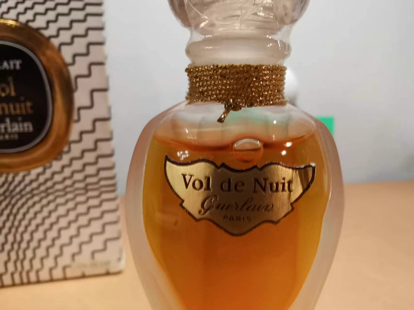 220226-28 Guerlain vol de nuit 15ml 1/2 oz Parfum