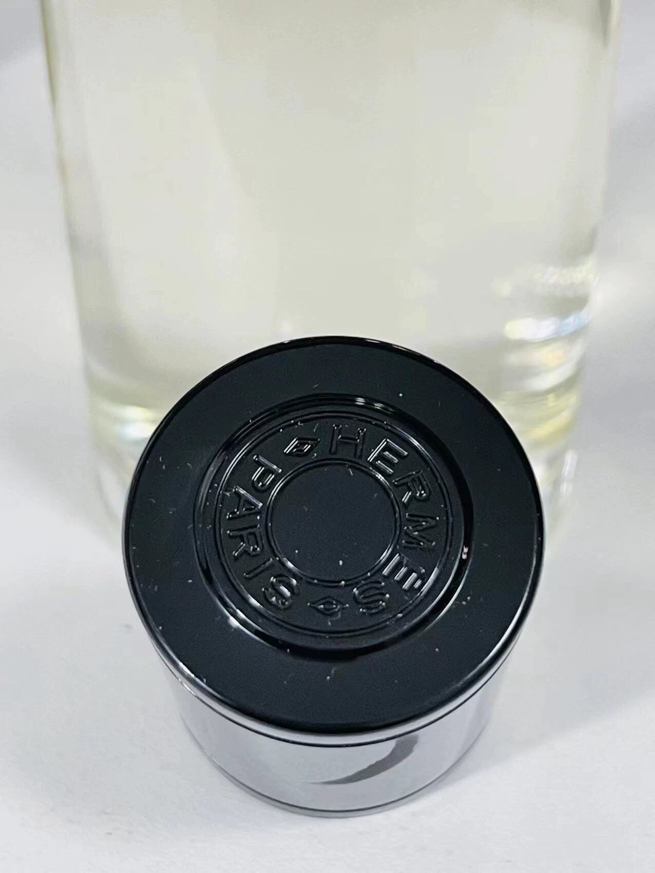 260526-75 Hermès Frosty Earth Refill Parfum 200ml 6.8 oz