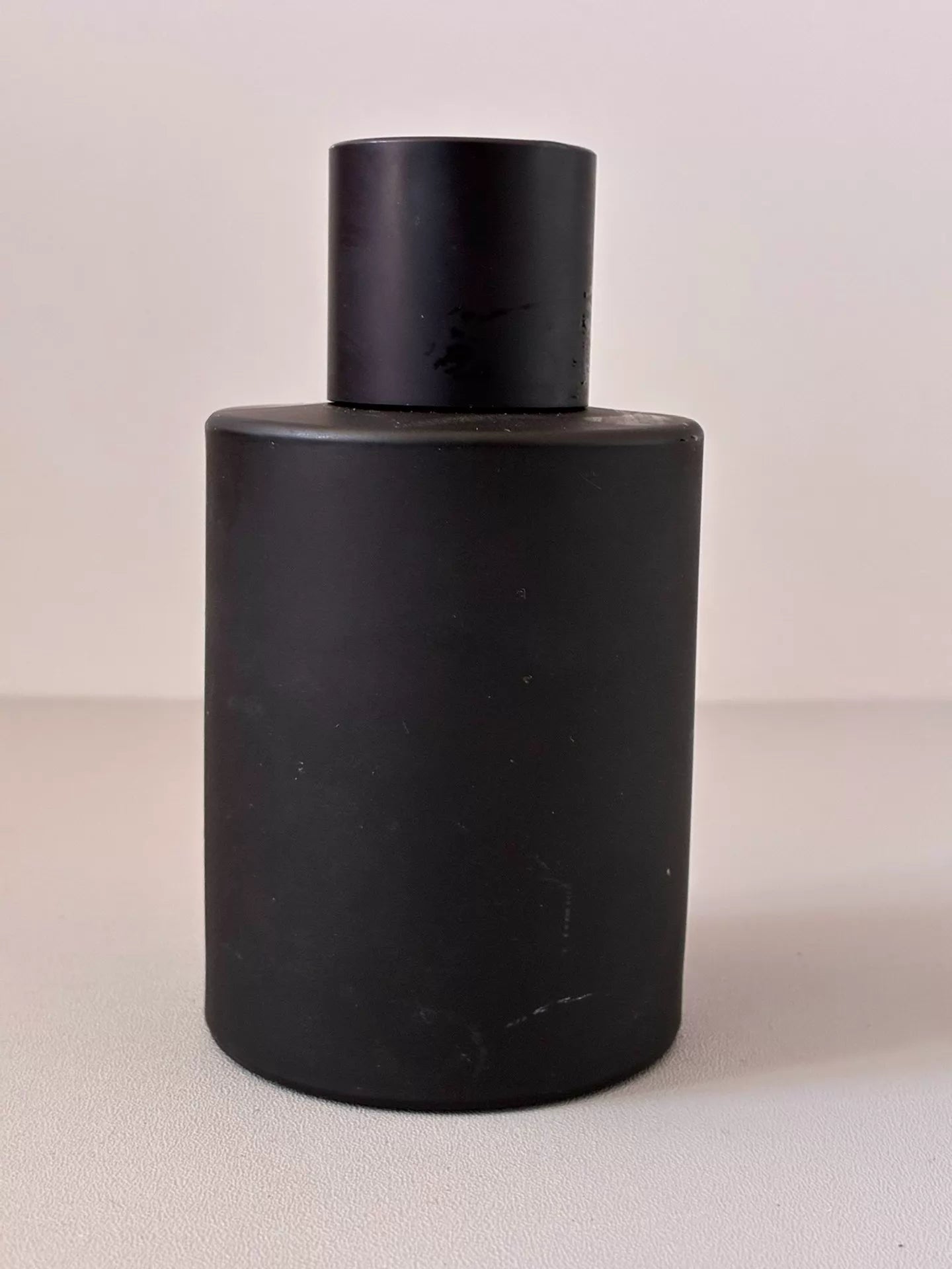 200726-177 Tom Ford Light Shadow Leather 100ml 3.4 oz