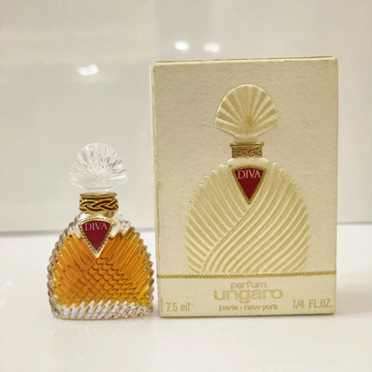 220226-96 Ungaro Diva 7. 5ml 1/4 oz Parfum Perfume