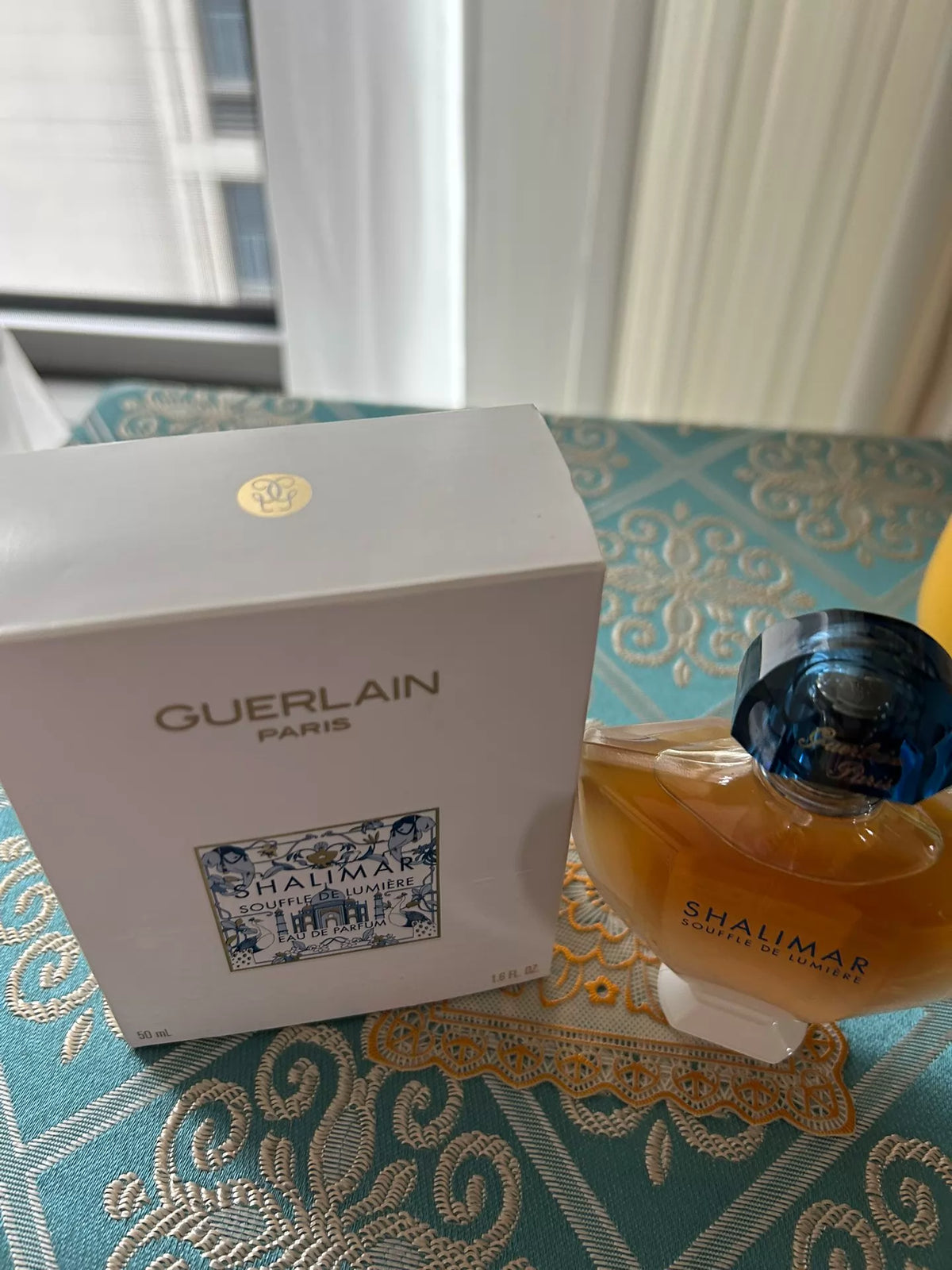 280926-136 Guerlain One Nights Enchanted White Light Edition 50ml 1.7 oz