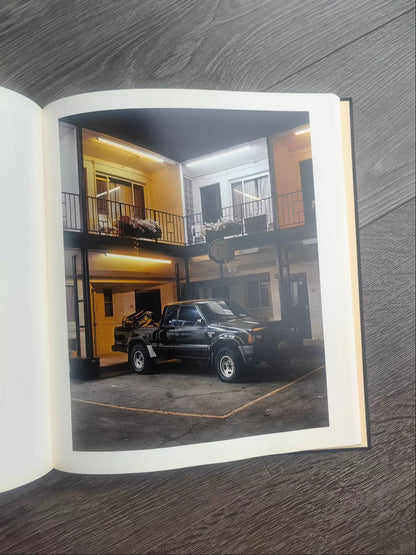 260926-102 Niagara Alec Soth