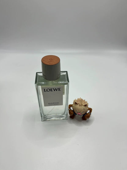 030926-52 Loewe Mushroom Room