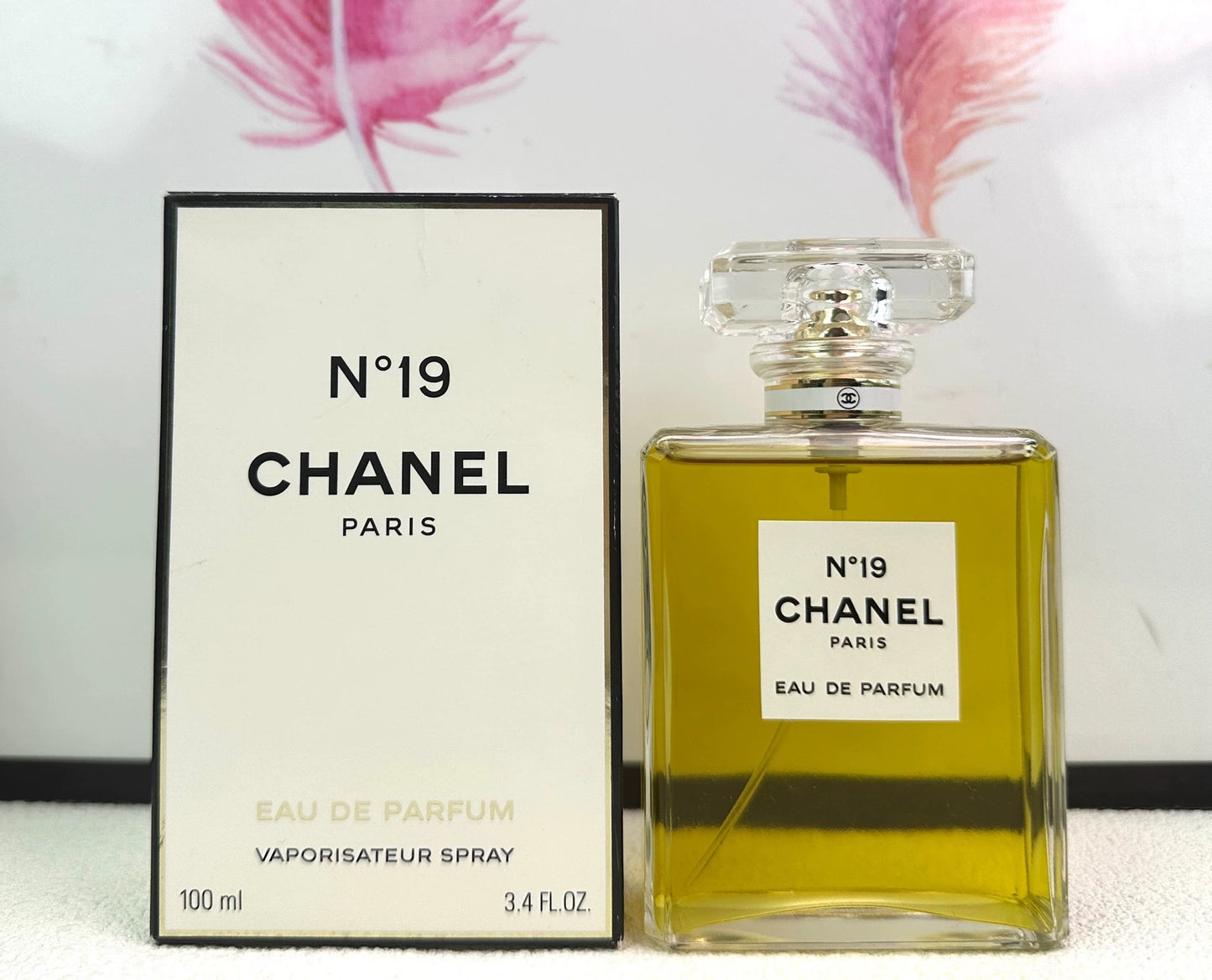 140525-81 Chanel No 19 EDP eau de parfum 100ml 3.4oz