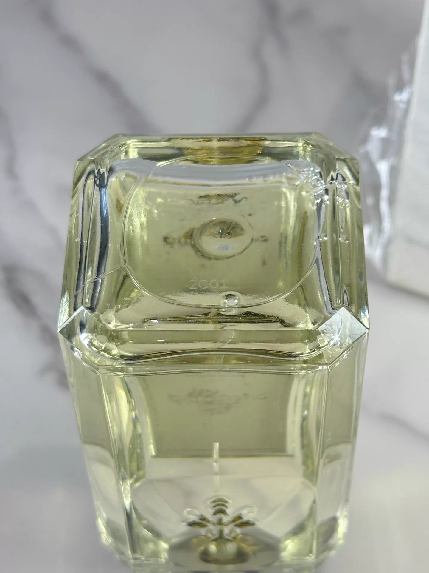 180526-11 Guerlain White Musk in 200ml 6.8 oz